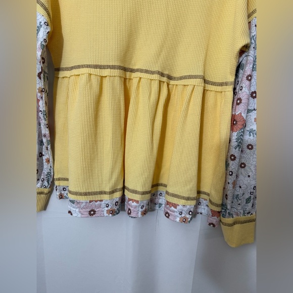 NWOT Boutique Brand Thermal Round Neck Babydoll Top With Floral Long Sleeves - Picture 3 of 8